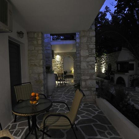 Alexandros Apartments Naousa  Luaran gambar